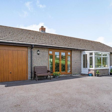 Yr Hen Ffald Llanedy Exterior foto